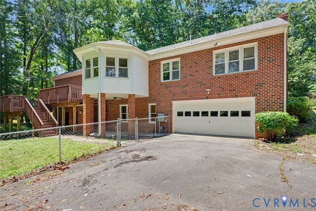 4301 Briarwick Dr, North Chesterfield, VA 23236