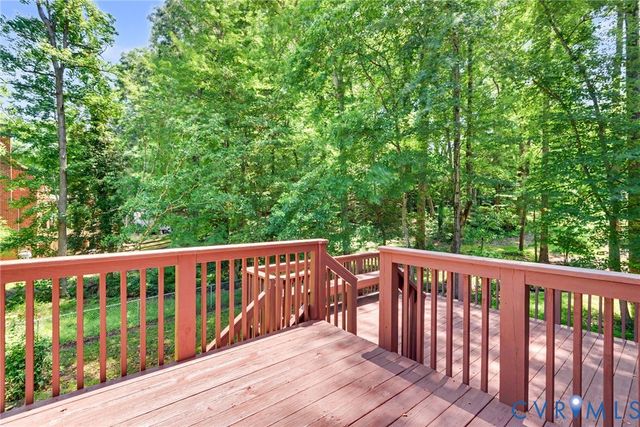 4301 Briarwick Dr, North Chesterfield, VA 23236