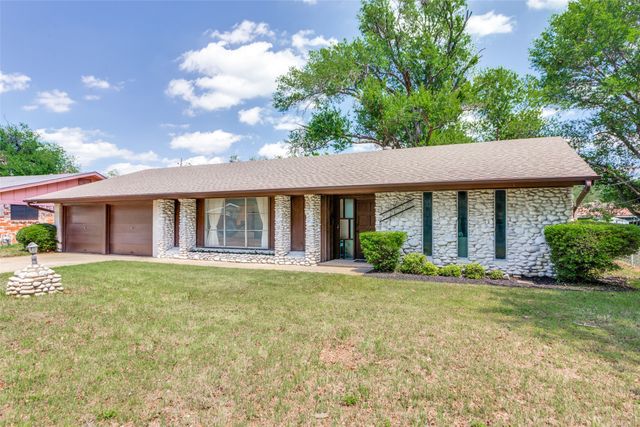 2108 David Drive, Fort Worth, TX 76111