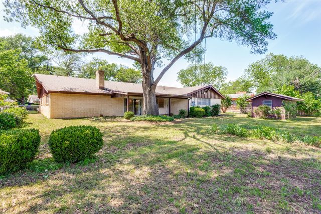 2108 David Drive, Fort Worth, TX 76111