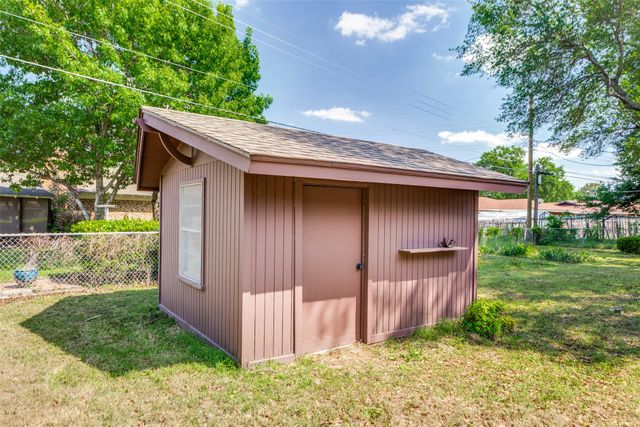 2108 David Drive, Fort Worth, TX 76111