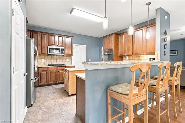 141 Stones Point Court, Stokesdale, NC 27357