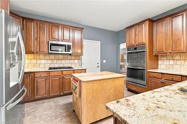 141 Stones Point Court, Stokesdale, NC 27357