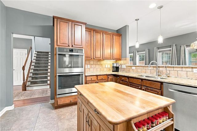 141 Stones Point Court, Stokesdale, NC 27357