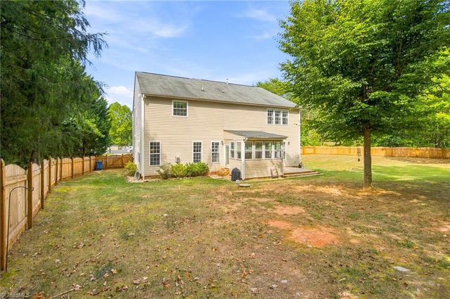 141 Stones Point Court, Stokesdale, NC 27357