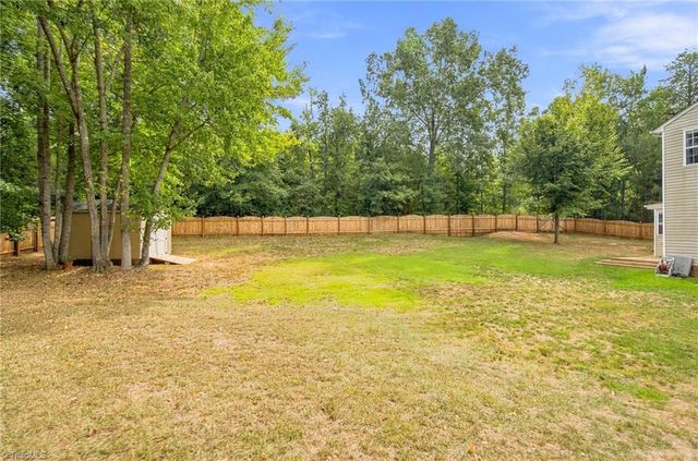 141 Stones Point Court, Stokesdale, NC 27357