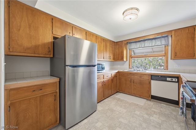 10121 Springfield Road, Poland, OH 44514