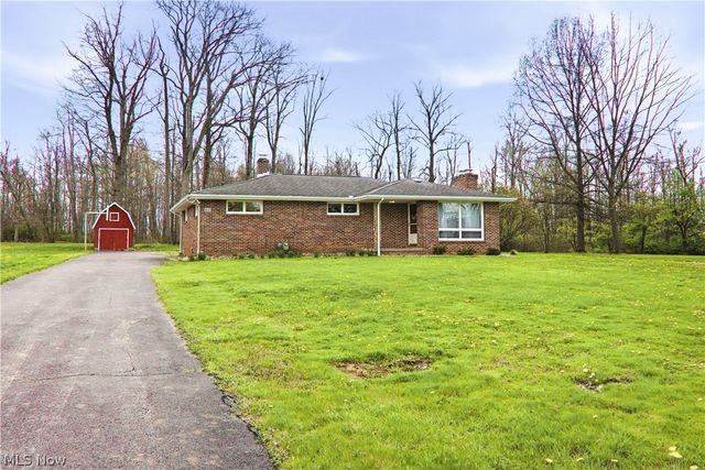 10121 Springfield Road, Poland, OH 44514