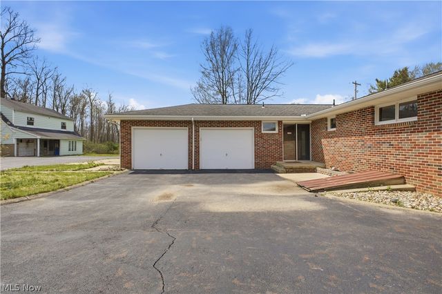 10121 Springfield Road, Poland, OH 44514