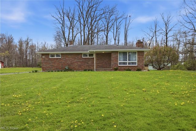 10121 Springfield Road, Poland, OH 44514