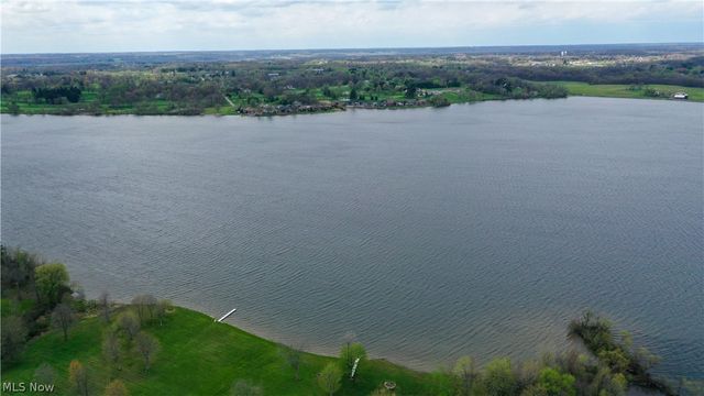 10121 Springfield Road, Poland, OH 44514