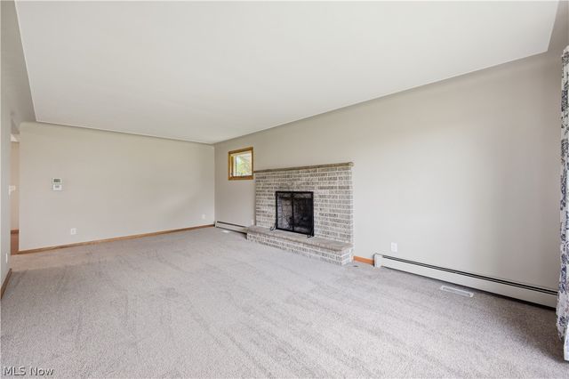 10121 Springfield Road, Poland, OH 44514