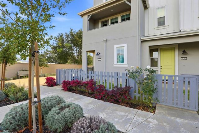 18207 Rebollo Lane, Morgan Hill, CA 95037