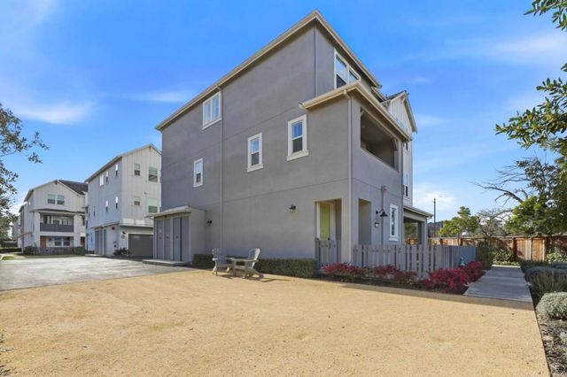 18207 Rebollo Lane, Morgan Hill, CA 95037