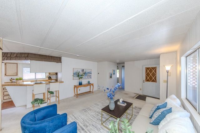 5815 E La Palma Ave 82, Anaheim Hills, CA 92807