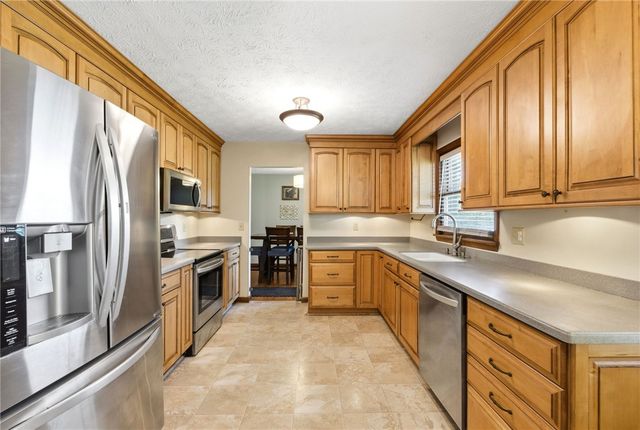 2395 Clark Run Road, Xenia Twp, OH 45385
