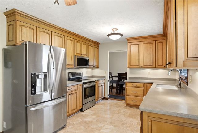 2395 Clark Run Road, Xenia Twp, OH 45385