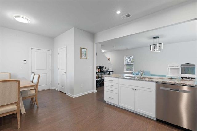 408 Paulownia Circle, Mcdonough, GA 30253