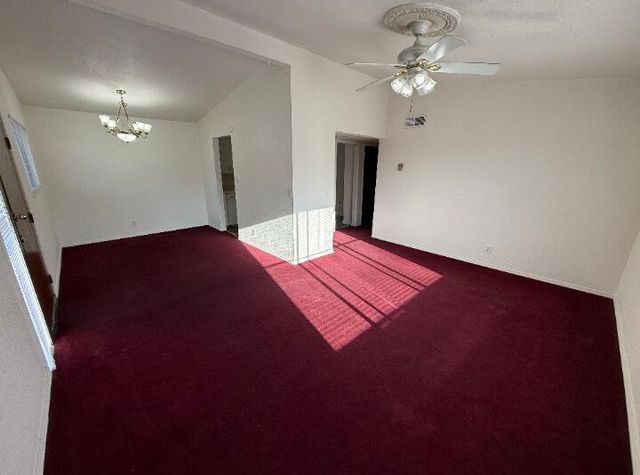 988 E Putnam Avenue, Porterville, CA 93257