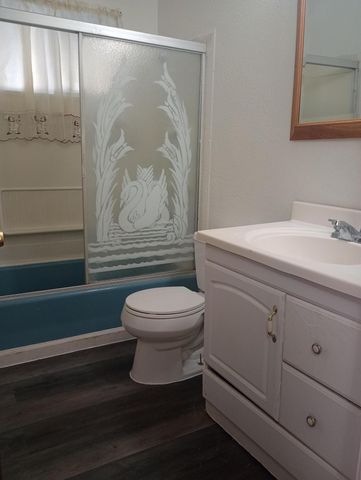 988 E Putnam Avenue, Porterville, CA 93257