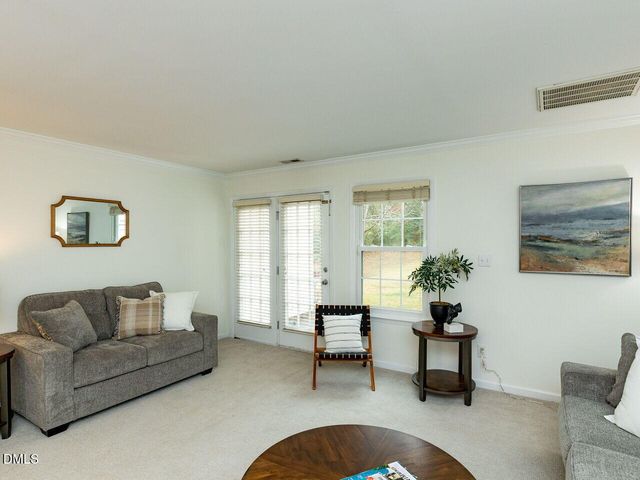 316 Standish Drive, Chapel Hill, NC 27517