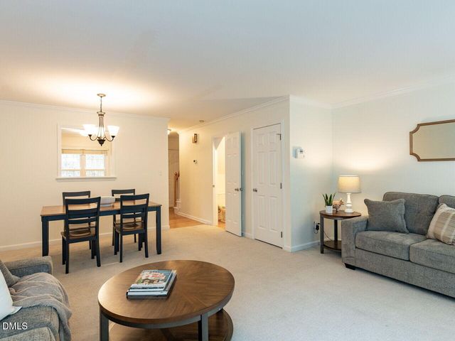 316 Standish Drive, Chapel Hill, NC 27517