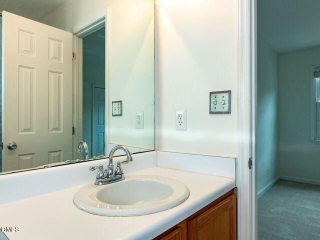 316 Standish Drive, Chapel Hill, NC 27517