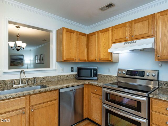 316 Standish Drive, Chapel Hill, NC 27517