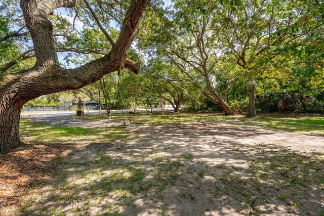 2820 Ion Avenue, Sullivans Island, SC 29482