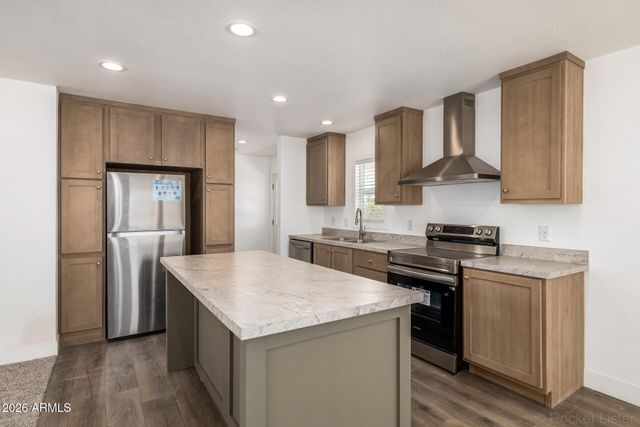 3729 N IOWA Avenue, Florence, AZ 85132