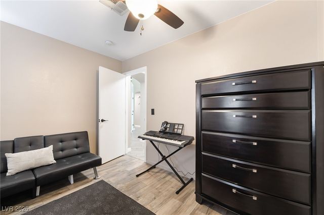 461 Waterwheel Falls Drive, Henderson, NV 89015