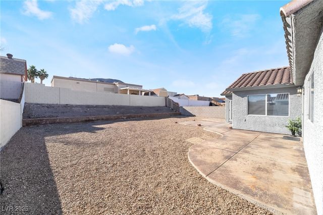 461 Waterwheel Falls Drive, Henderson, NV 89015