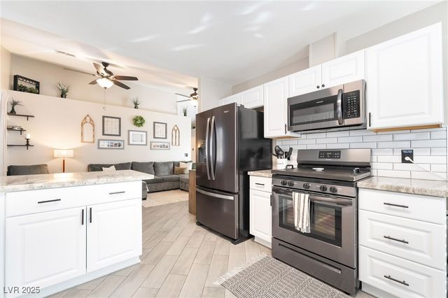 461 Waterwheel Falls Drive, Henderson, NV 89015