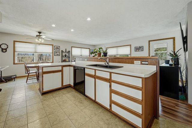 7509 S Highway 53, Eau Claire, WI 54701