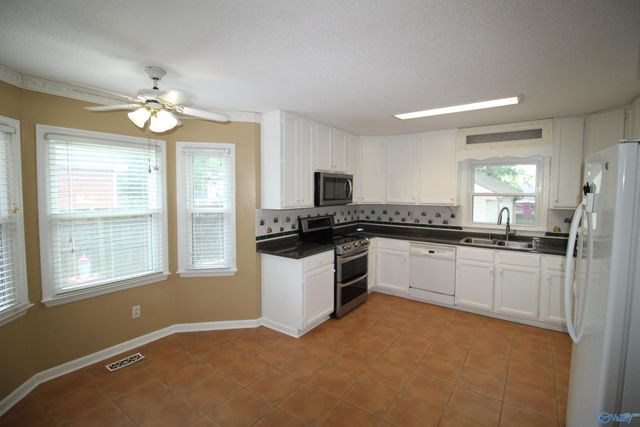 153 Hazelwood Drive, Hazel Green, AL 35750