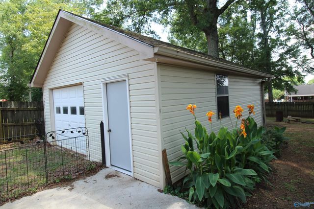 153 Hazelwood Drive, Hazel Green, AL 35750