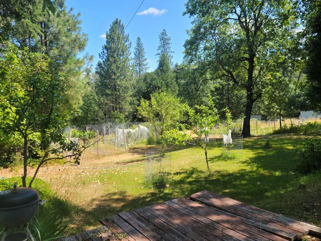 7618 Monument Drive, Grants Pass, OR 97526