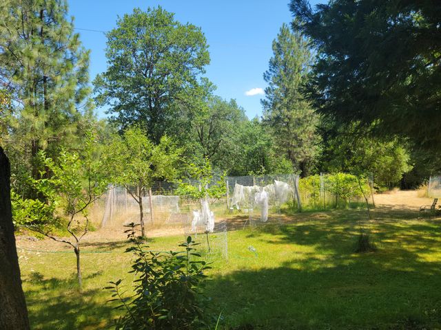 7618 Monument Drive, Grants Pass, OR 97526