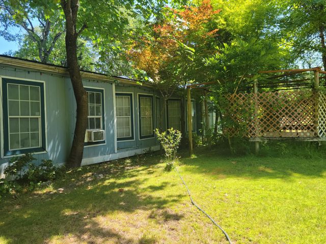 7618 Monument Drive, Grants Pass, OR 97526