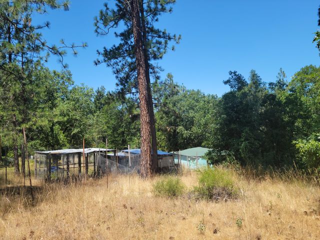 7618 Monument Drive, Grants Pass, OR 97526