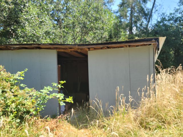 7618 Monument Drive, Grants Pass, OR 97526