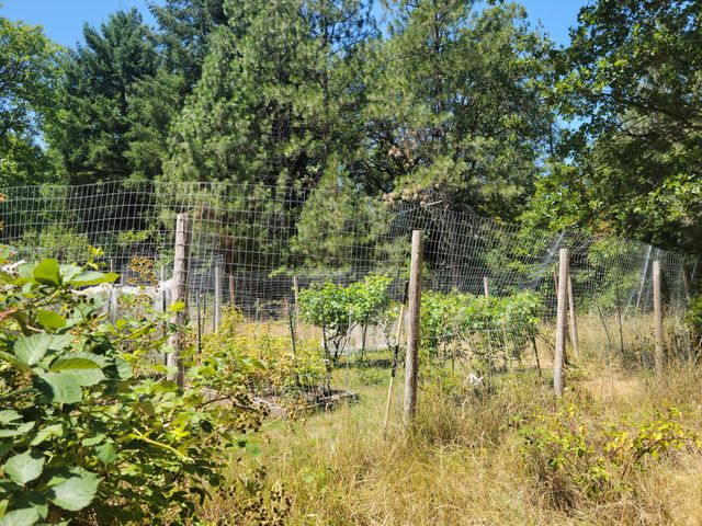 7618 Monument Drive, Grants Pass, OR 97526