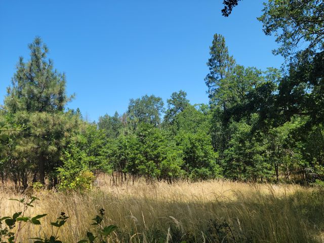 7618 Monument Drive, Grants Pass, OR 97526