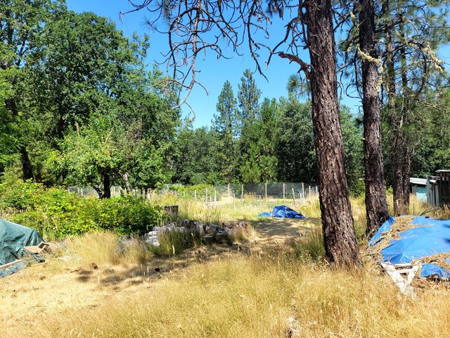 7618 Monument Drive, Grants Pass, OR 97526