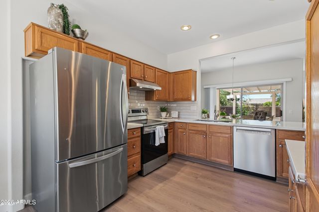 16275 W DESERT WINDS Drive, Surprise, AZ 85374