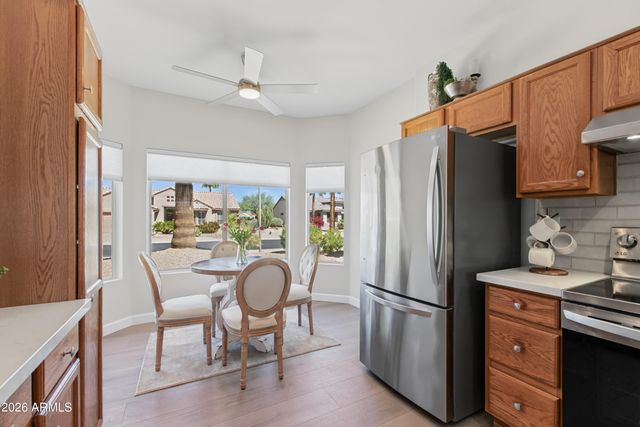 16275 W DESERT WINDS Drive, Surprise, AZ 85374