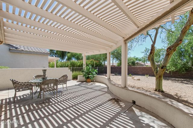 16275 W DESERT WINDS Drive, Surprise, AZ 85374