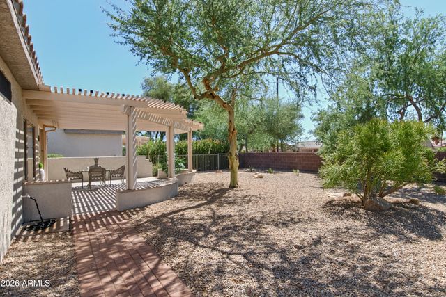16275 W DESERT WINDS Drive, Surprise, AZ 85374