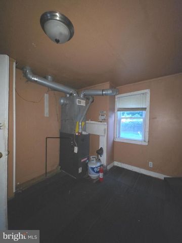 305 MAIN ST, Newport, NJ 08345
