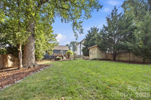 947 Everett Place, Charlotte, NC 28205